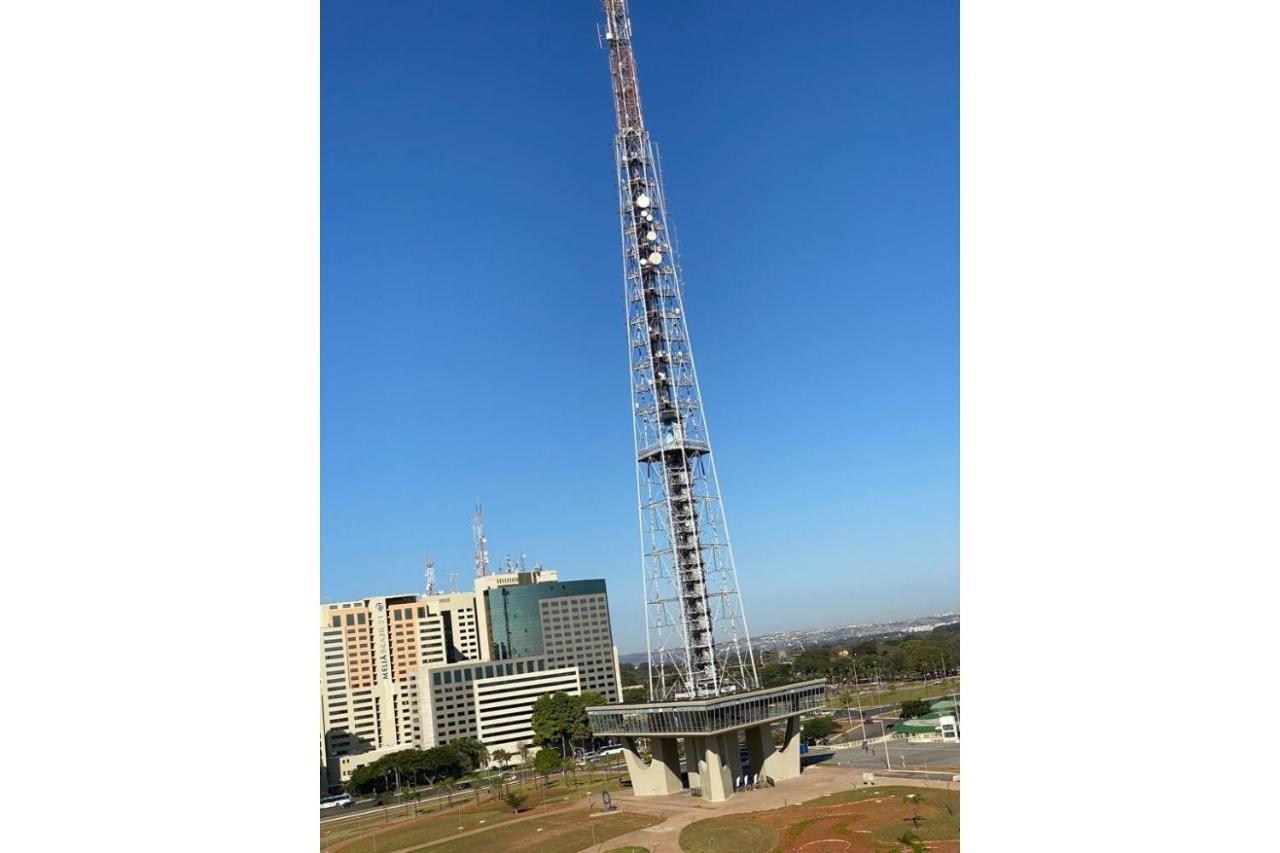 برازيليا Flat Encantador No 7º Com Vista Pra Torre De Tv المظهر الخارجي الصورة